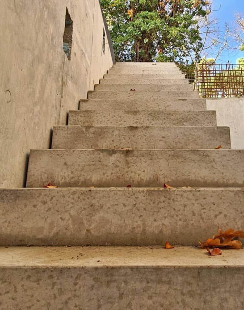 Betonarbeiten Berlin – Sanierung, Bauteile und Kleinfundamente